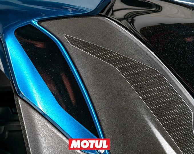 Motul E11 Pulitore Superfici Opache Moto Spray 400 ml
